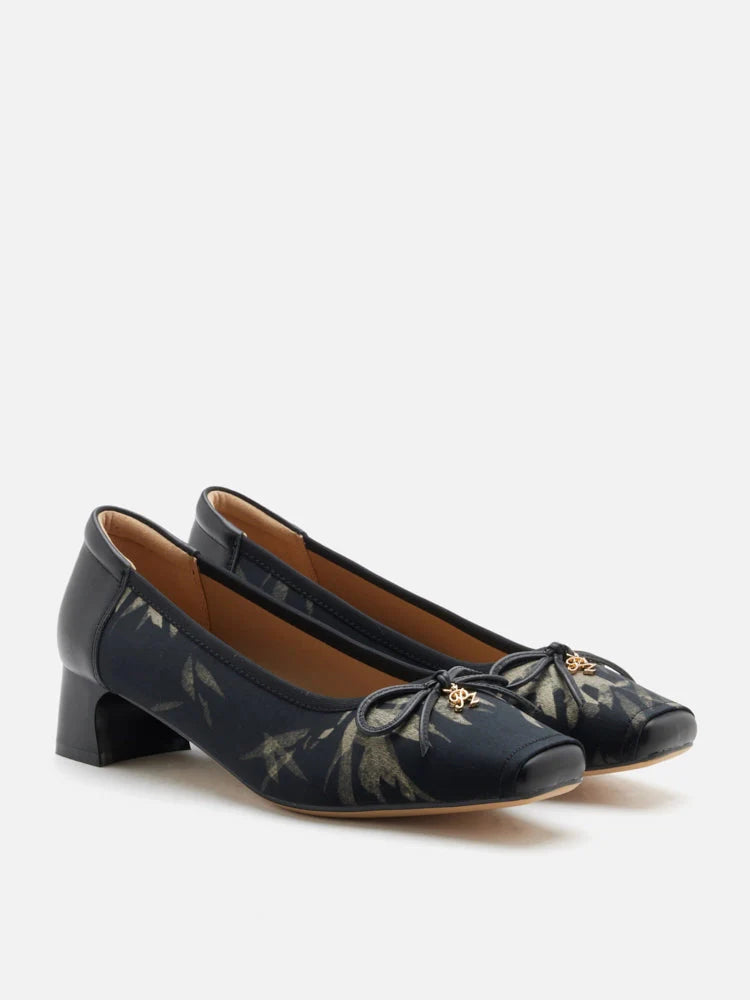 PAZZION, Ashlyn Printed Bow Heels, Black