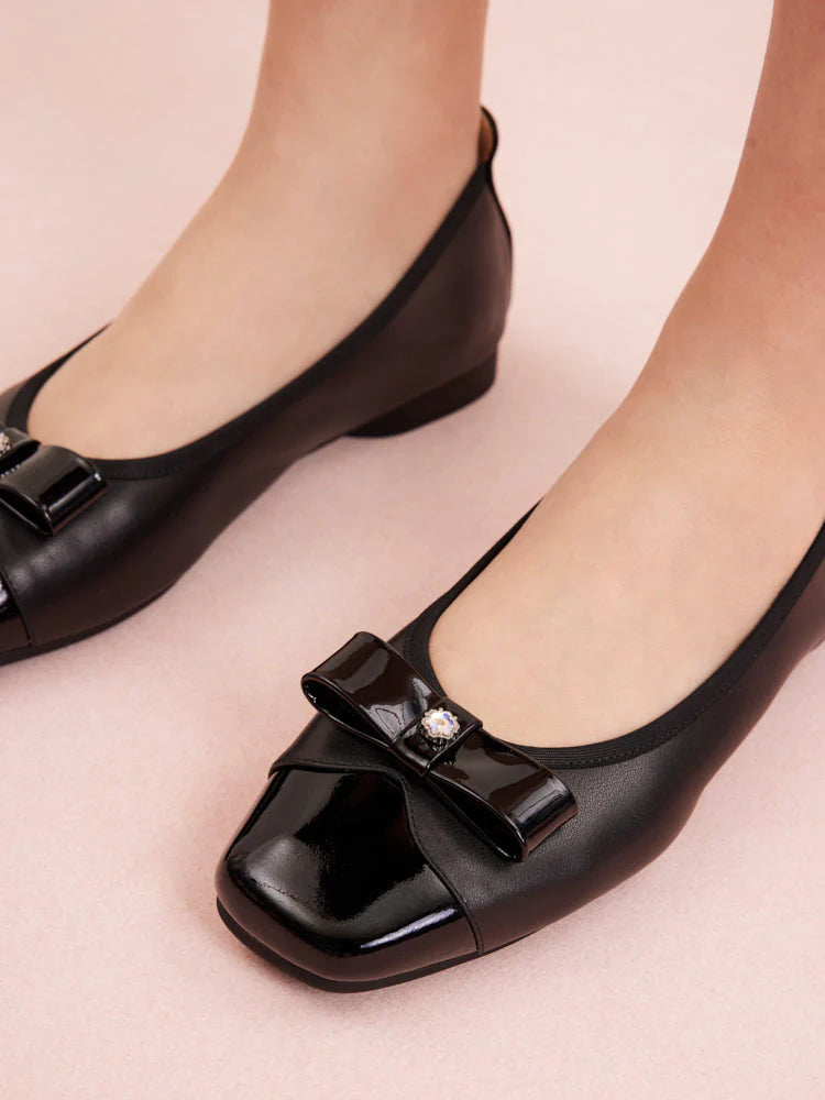 PAZZION, Fayence Patent Bow Flats, Black