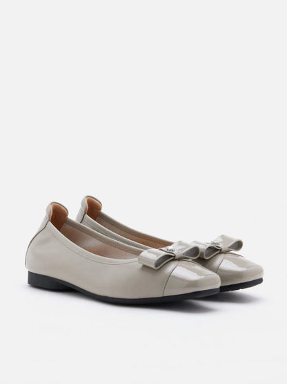 PAZZION, Fayence Patent Bow Flats, Grey