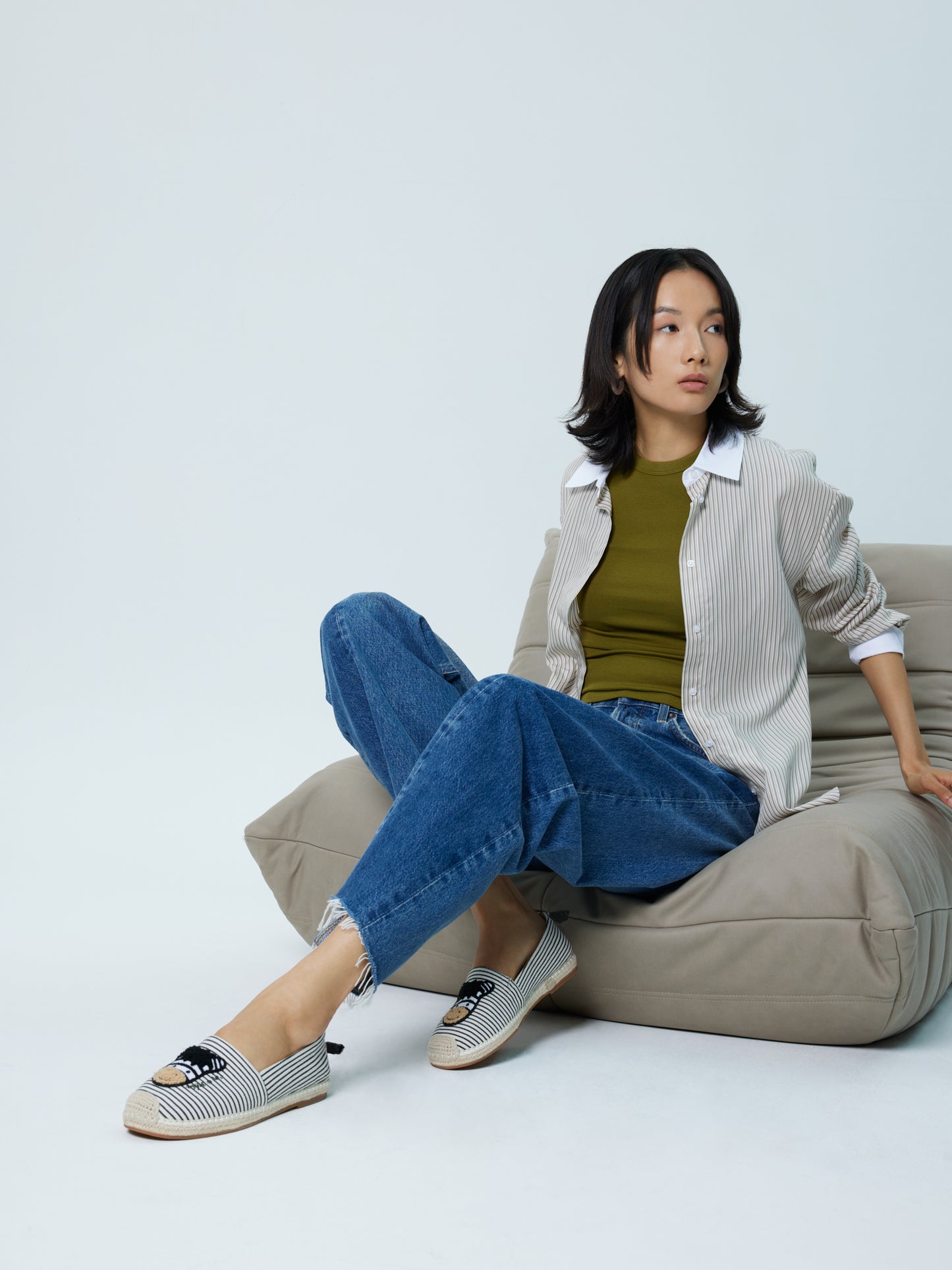 PAZZION, Larisse Horse Motif Espadrilles, Black