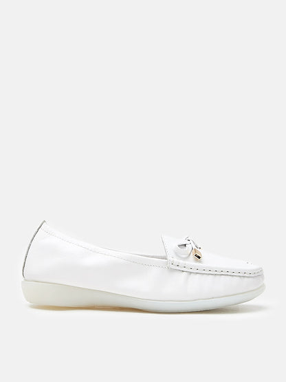 PAZZION, Lavinia Moccasins, White