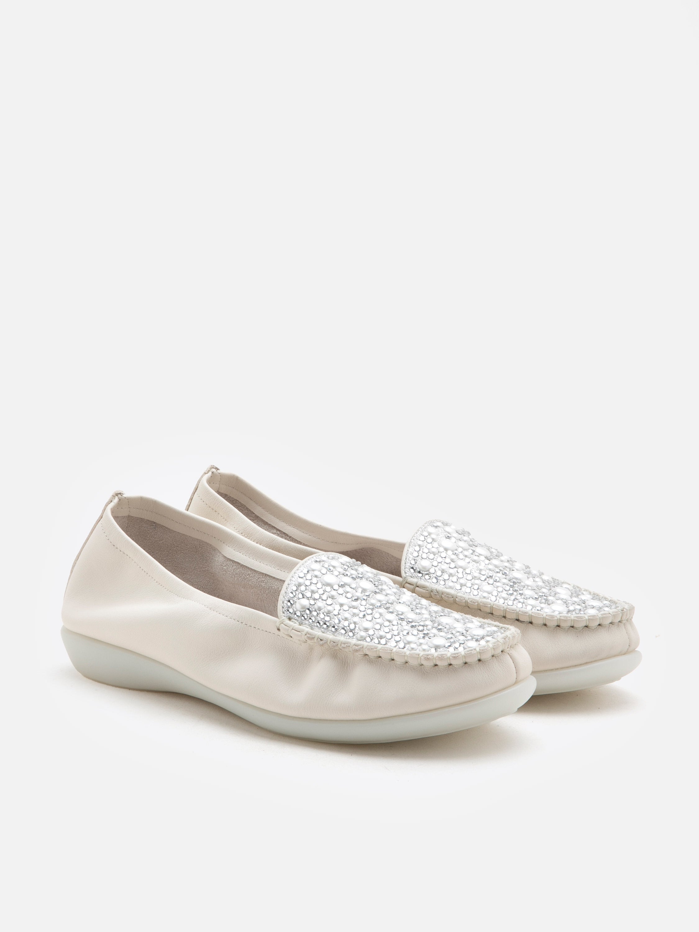 PAZZION, Molly Pearl Moccasins, Beige