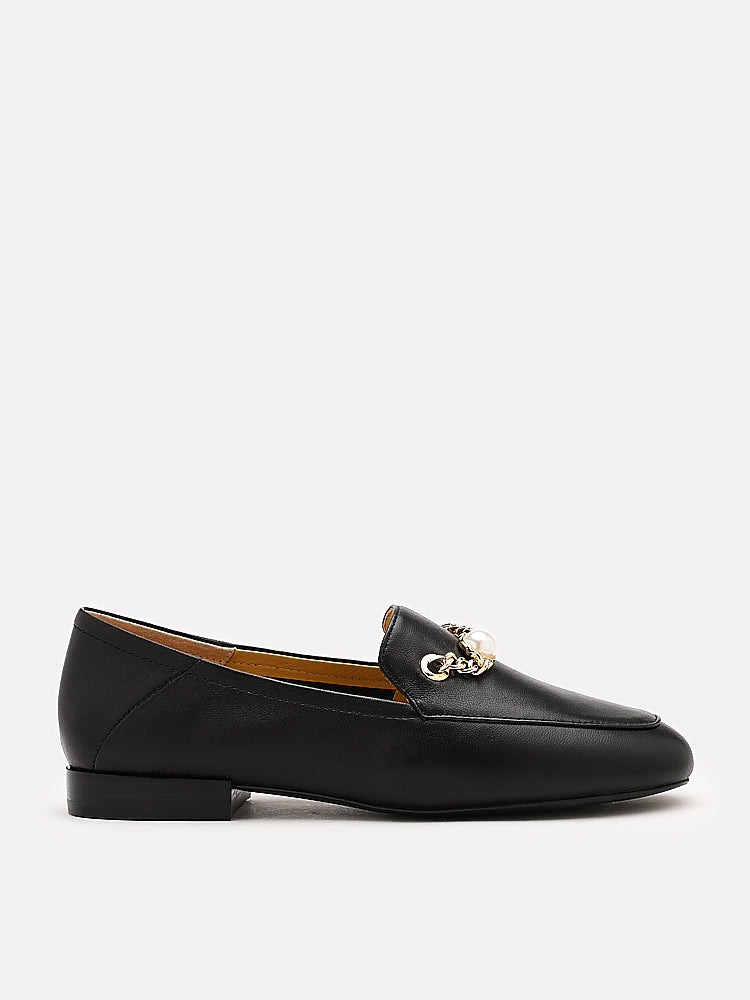 PAZZION, Pearlyn Chained Loafers, Black